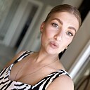 Павлина, 30 года