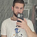 Максим, 24 года
