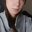 Оля, 18 год